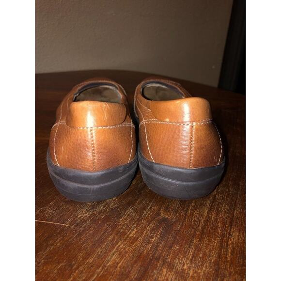 Comfortiva Align Brown Ombre Tip Comfort Leather Loafer / Flats 6.5W - Picture 5 of 8